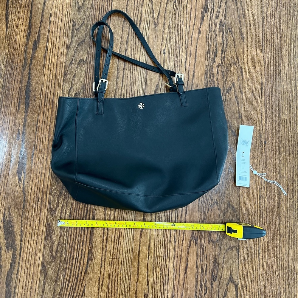 Tory Burch York Buckle Tote. Like New.